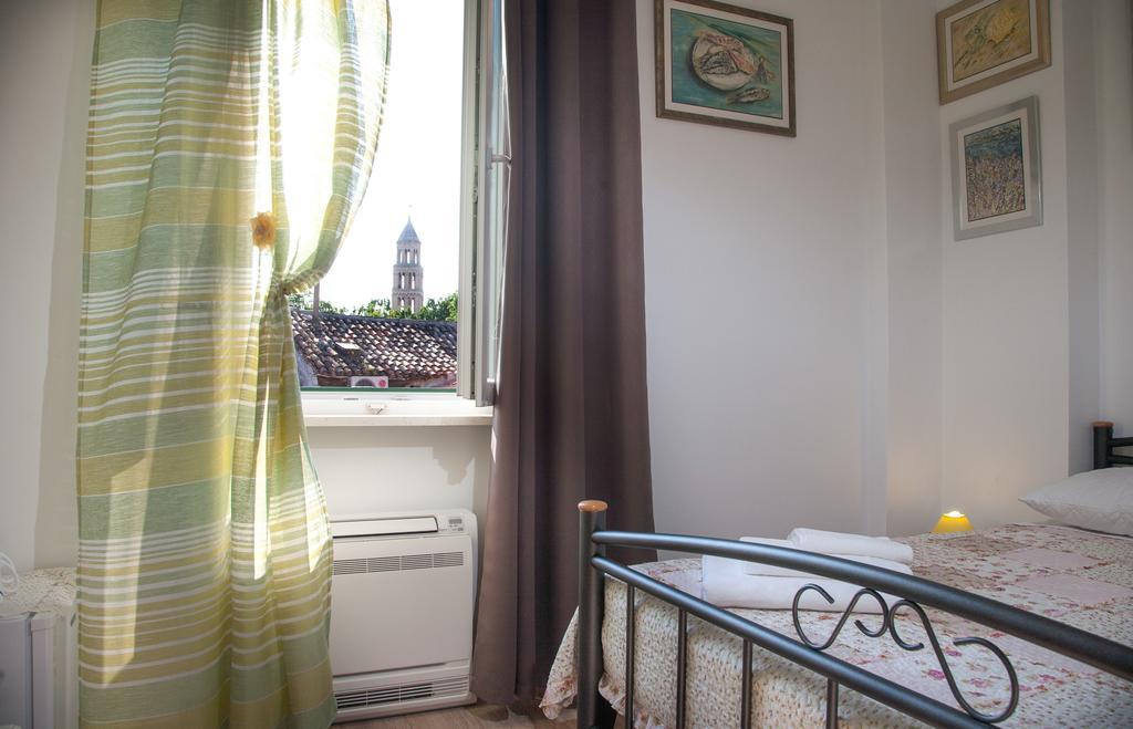 Rooms Split Pezelj Værelse billede
